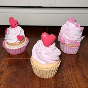 cupcakes & cashmere Holiday Cupcakes Cashmere Valentines Cupcakes